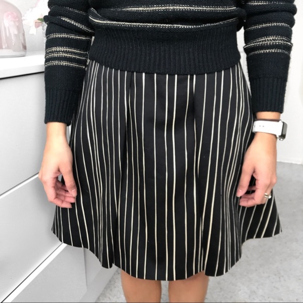 Alice + Olivia Cotton Skirt Women’s Size 4 Black Cream White Striped A-Line Zip